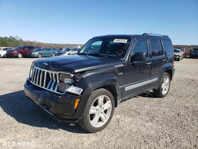 Jeep Liberty - 2