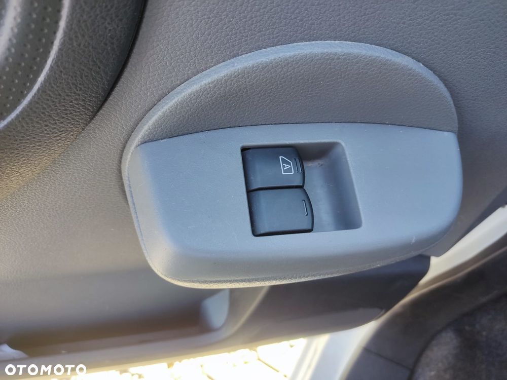 Nissan NV200 Combi Tekna - 22