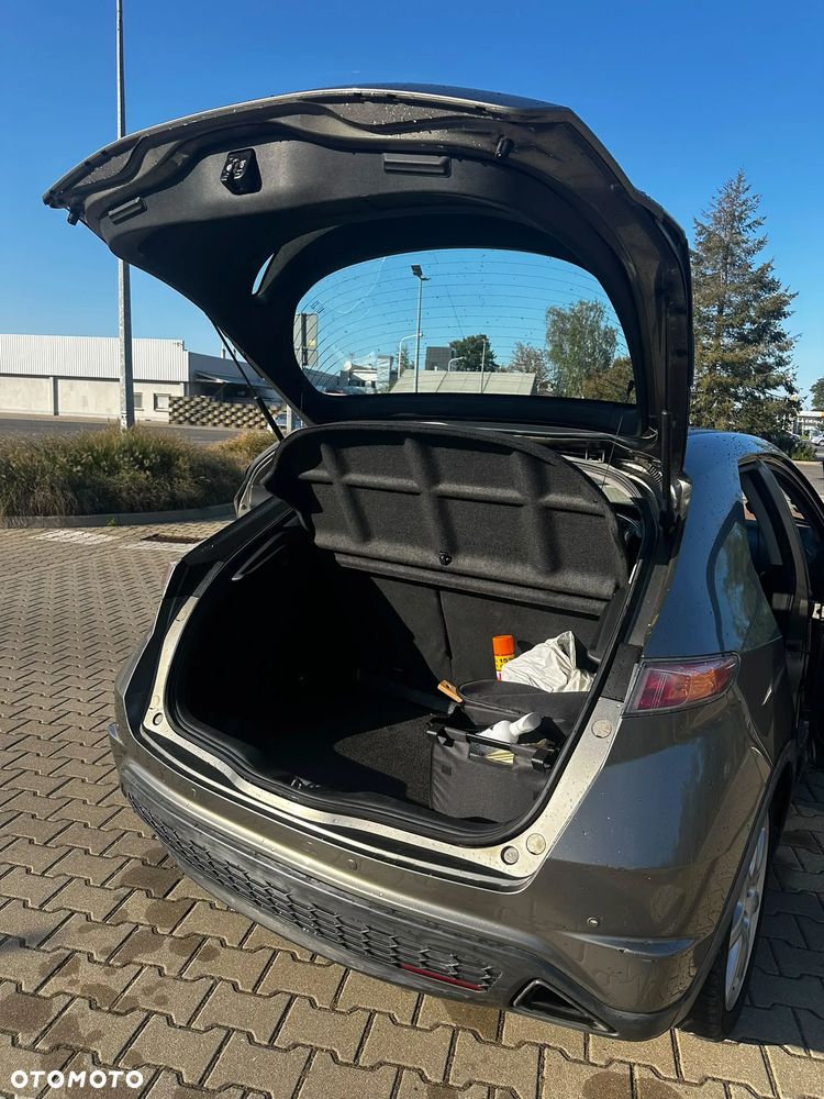 Honda Civic 1.8 Comfort - 12