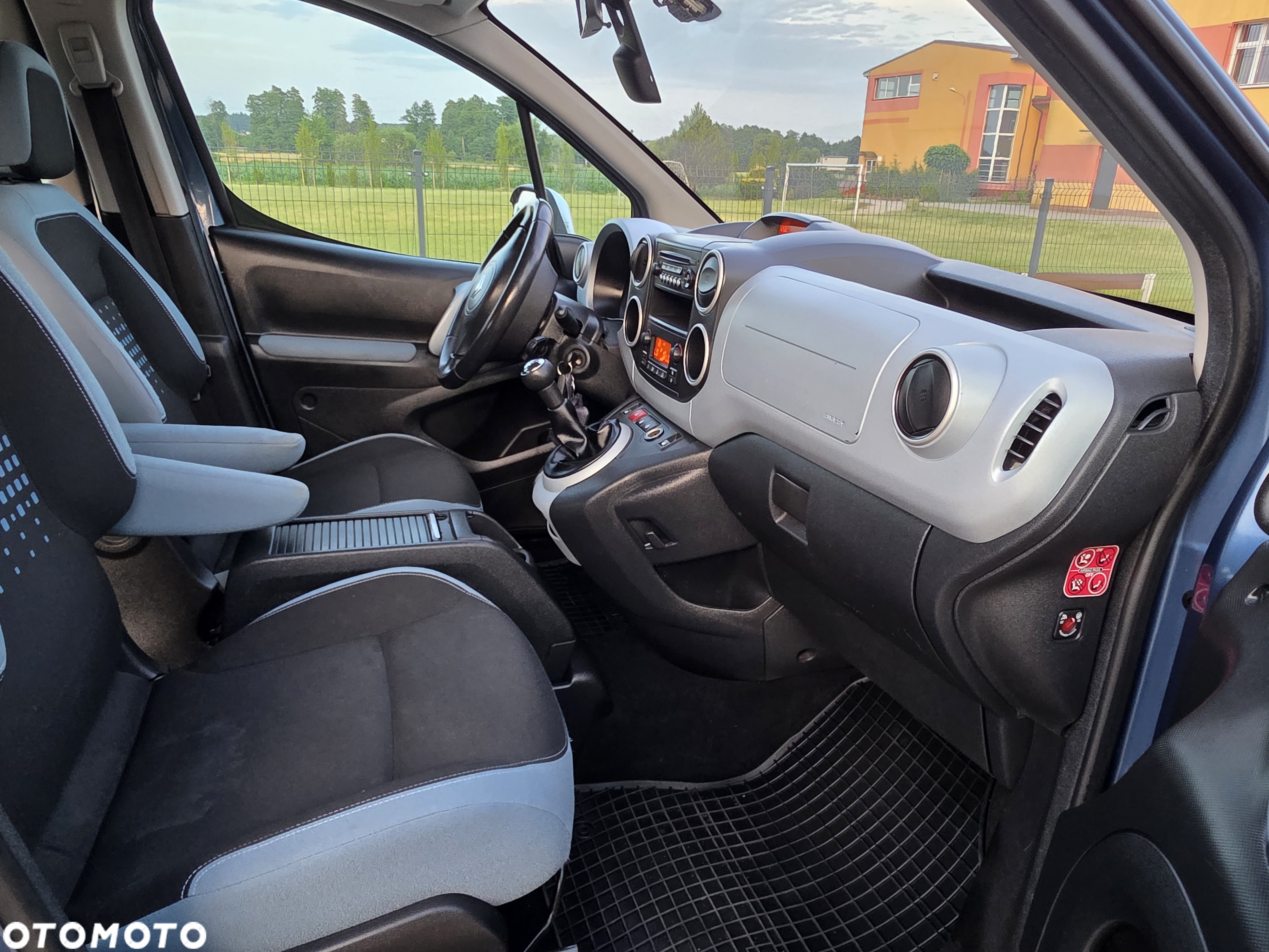 Citroën Berlingo 1.6 HDi 110 FAP Multispace Exclusive - 13