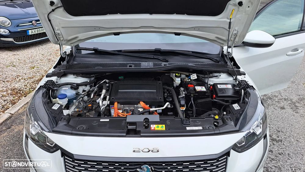 Peugeot e-208 50 kWh Allure - 56