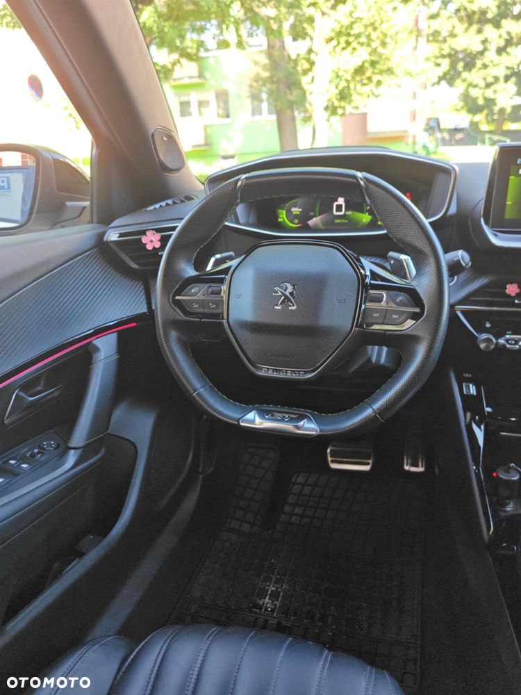 Peugeot 2008 - 7