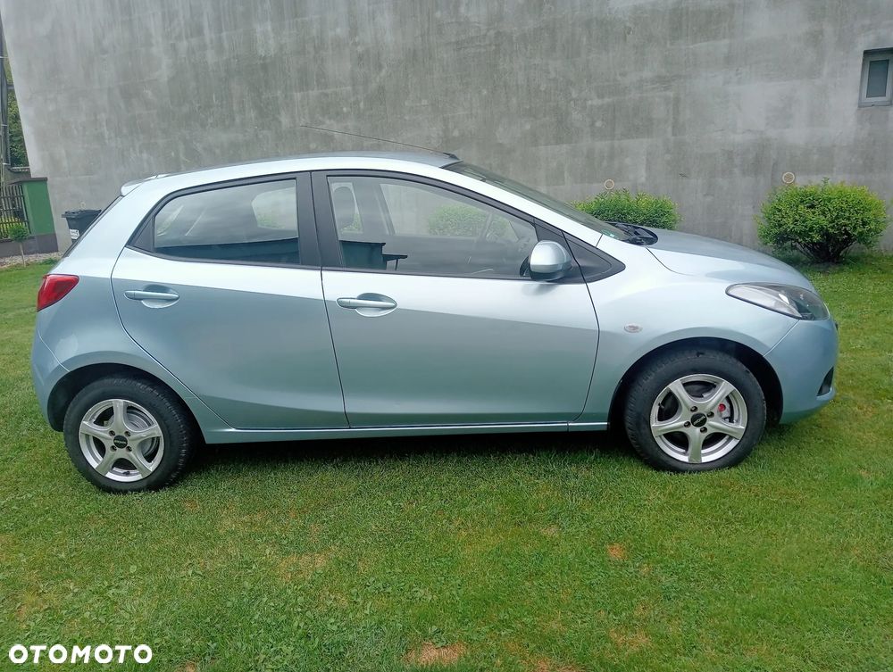 Mazda 2 1.5 Dynamic - 10