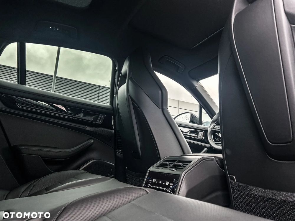 Porsche Panamera - 29