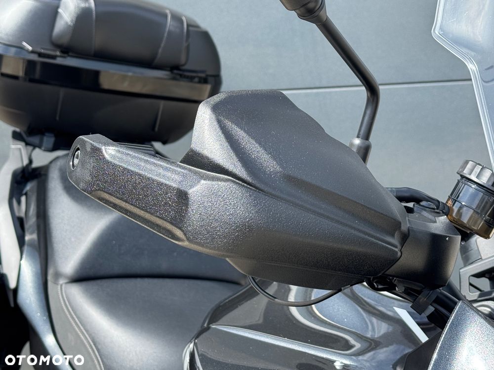 Kawasaki Versys 1000 - 12