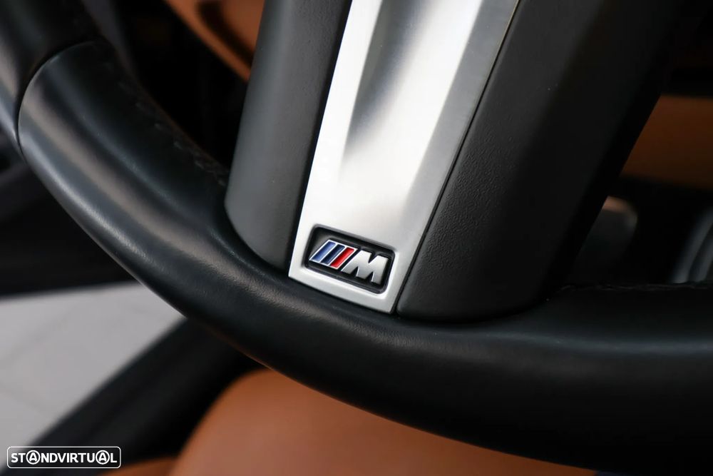 BMW 320 e Pack Desportivo M Auto - 21