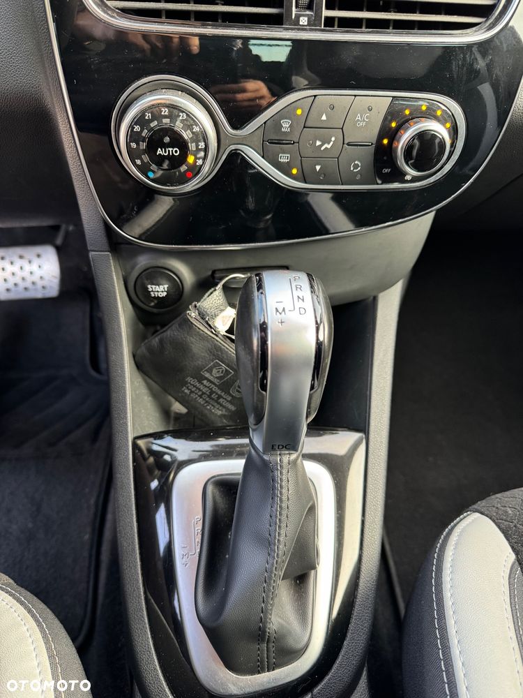 Renault Clio Energy TCe 120 EDC Bose Edition - 19