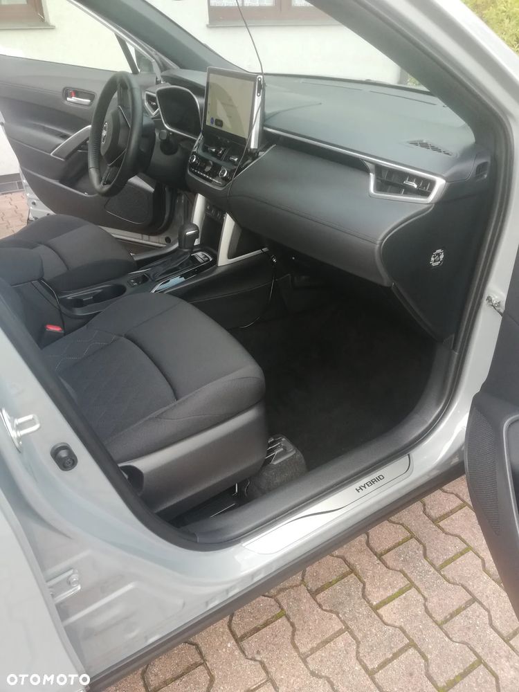Toyota Corolla Cross - 2