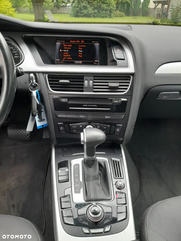 Audi A4 Avant 2.0 TDI DPF multitronic S line Sportpaket - 8
