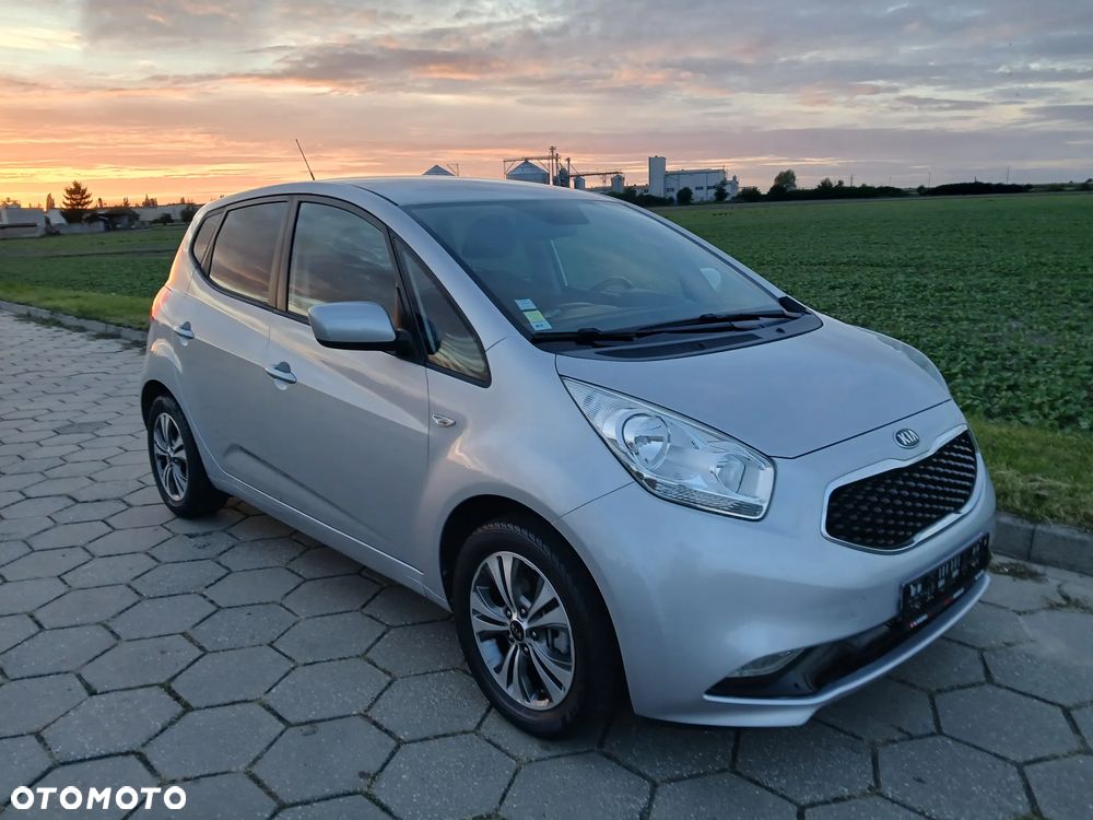 Kia Venga 1.4 CVVT Business Line - 16