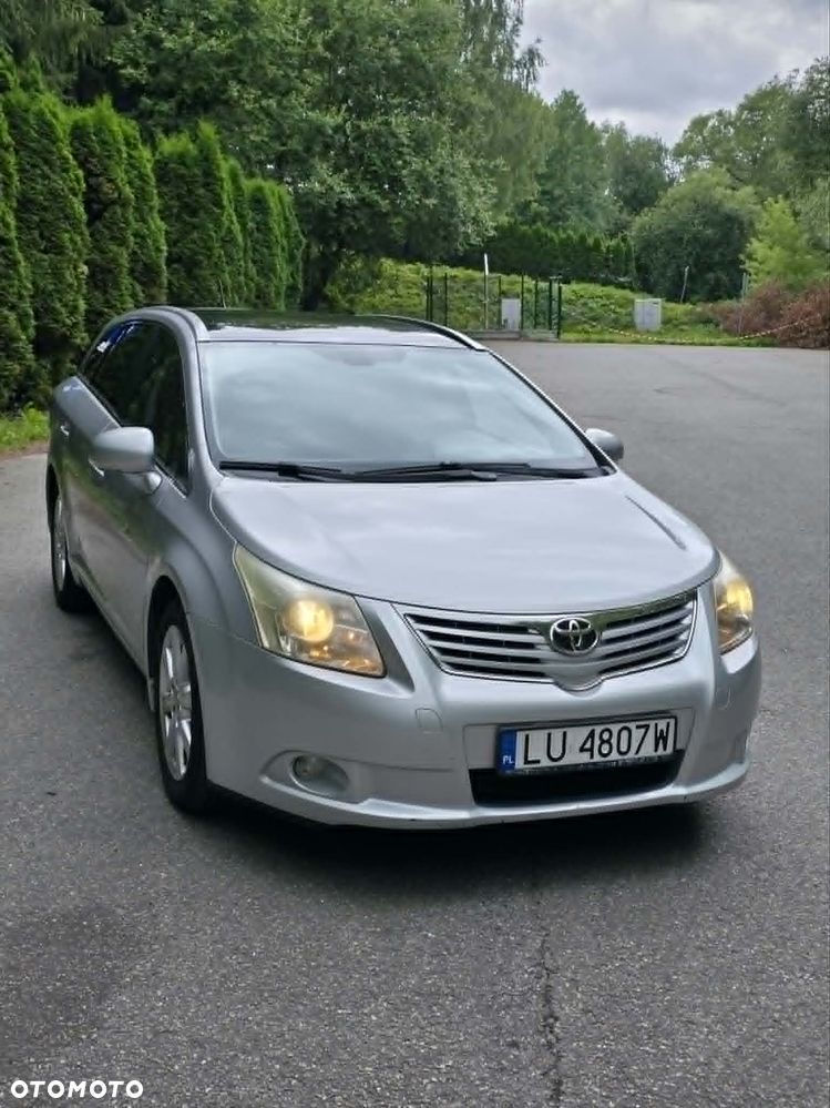 Toyota Avensis 1.8 Premium EU5 - 2