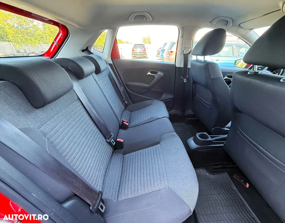 Volkswagen Polo 1.2 Attractive - 16