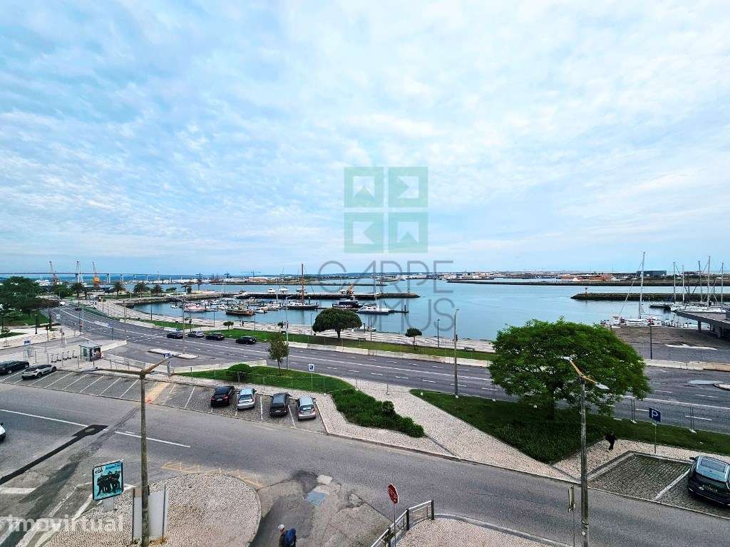 Apartamento T5 duplex, frente marina, na Figueira da Foz - Grande imagem: 3/54