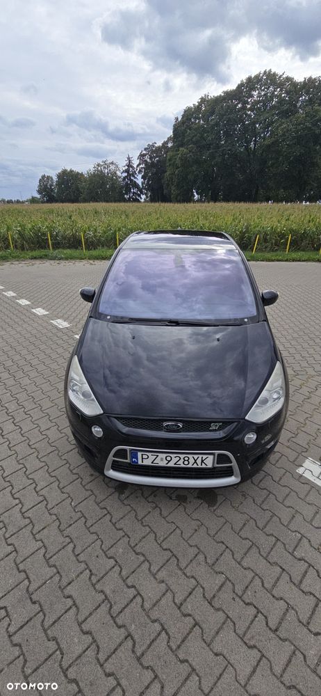 Ford S-Max - 16