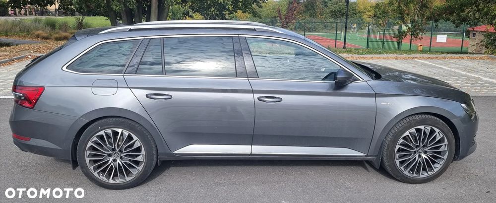 Skoda Superb 1.5 TSI ACT DSG L&K - 4