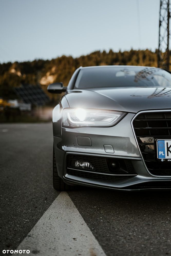 Audi A4 Avant 2.0 TDI - 13