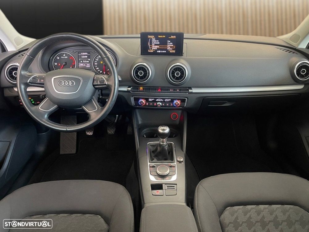 Audi A3 Sportback 1.6 TDI Advance - 2