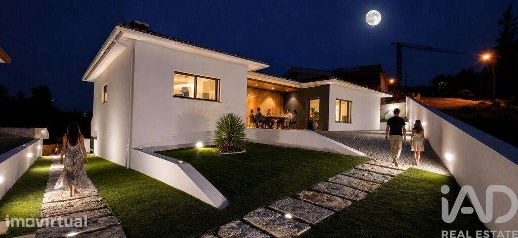 Casa / Villa T3 em Colmeias e Memória de 170,00 m2 - Grande imagem: 3/20