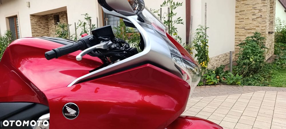 Honda VFR - 30