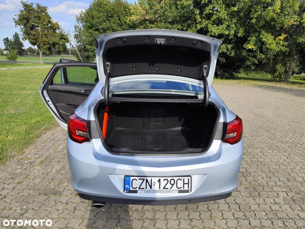Opel Astra 1.4 T Business EU6 - 14