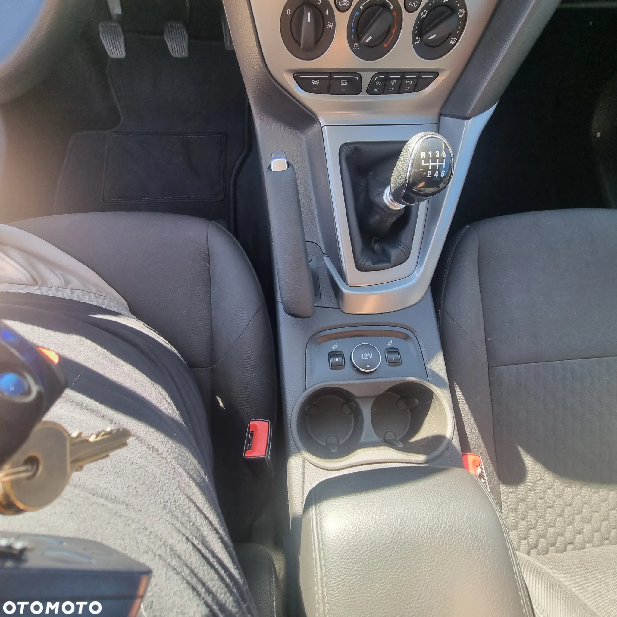 Ford Focus Turnier 1.6 EcoBoost Start-Stopp-System SYNC Edition - 13