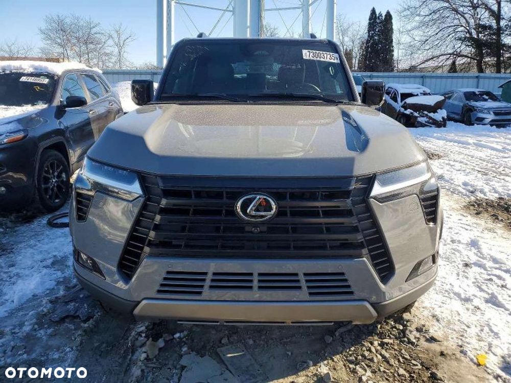 Lexus GX - 7