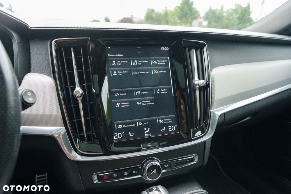 Volvo V90 D4 Geartronic R Design - 20
