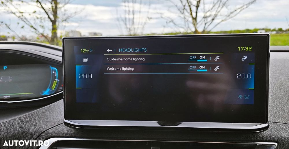 Peugeot 3008 PHEV 300 EAT8 4X4 Allure Pack - 18