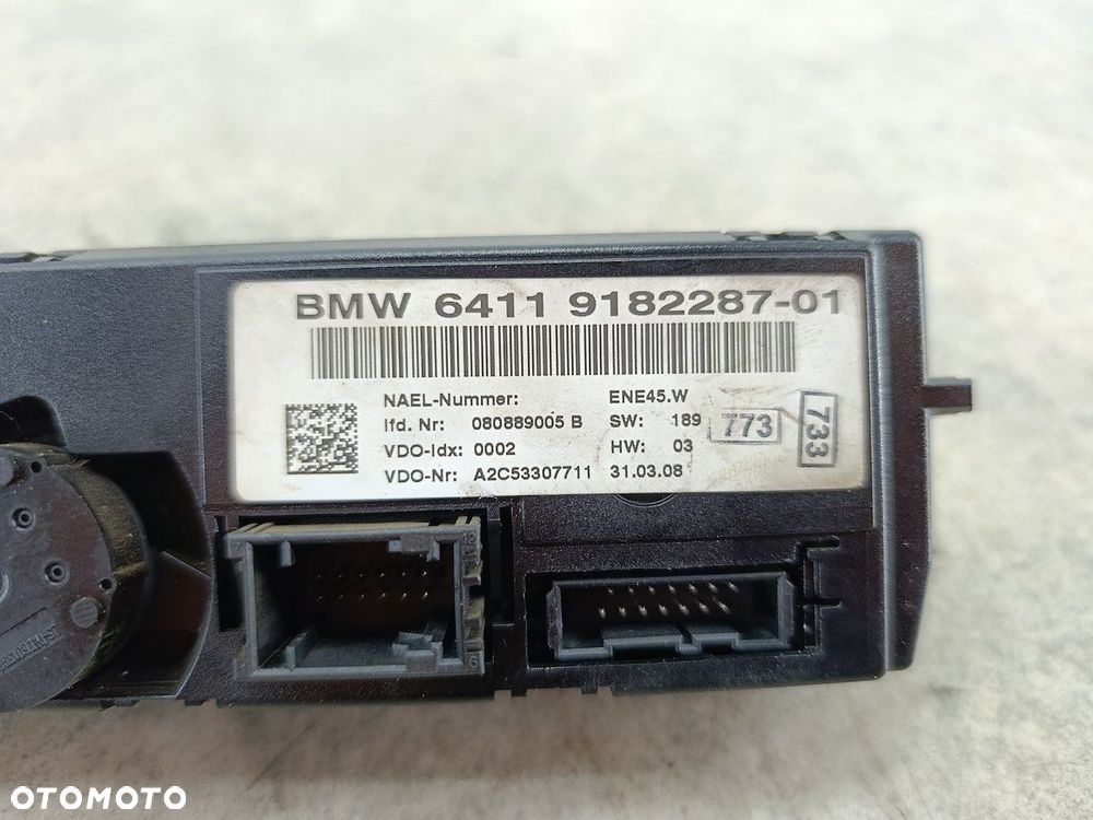 PANEL NAWIEWU BMW 1 E87 9182287 A2C53307711  VDO - 5