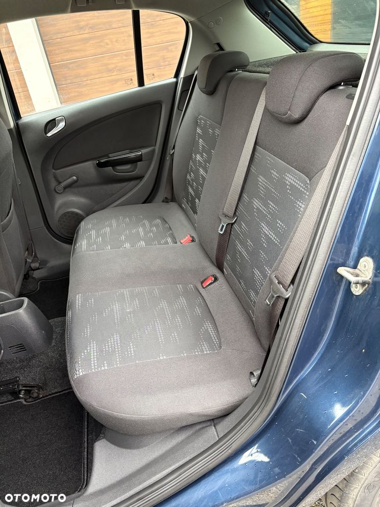 Opel Corsa 1.4 16V Active - 17