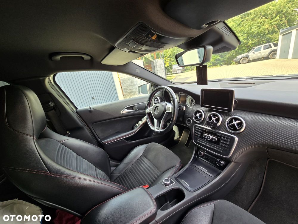 Mercedes-Benz Klasa A 180 7G-DCT AMG Line - 10