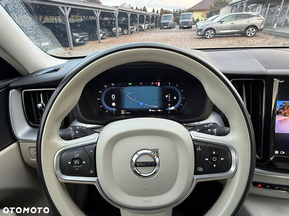 Volvo XC 60 B4 D Ultimate Dark - 21
