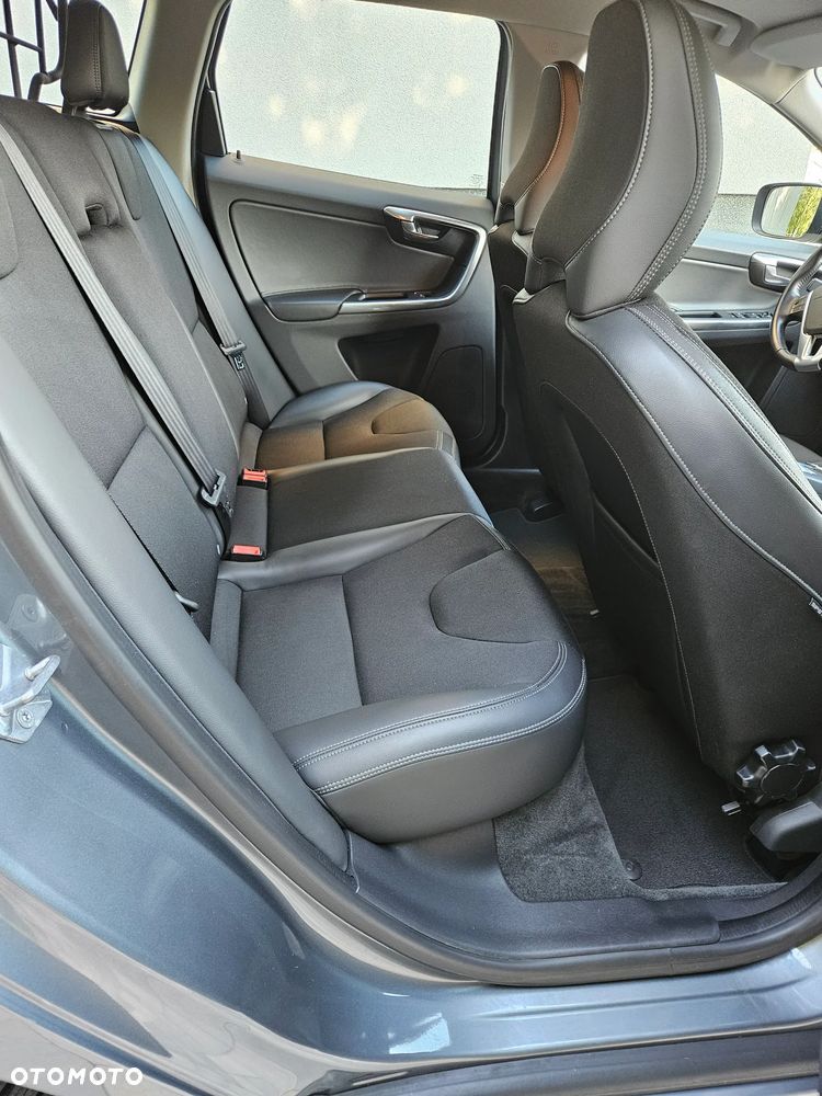 Volvo XC 60 D3 Inscription - 13