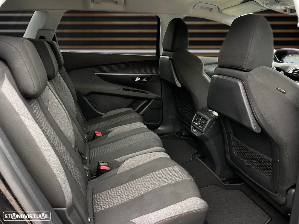 Peugeot 5008 BlueHDI 130 EAT8 Crossway - 6
