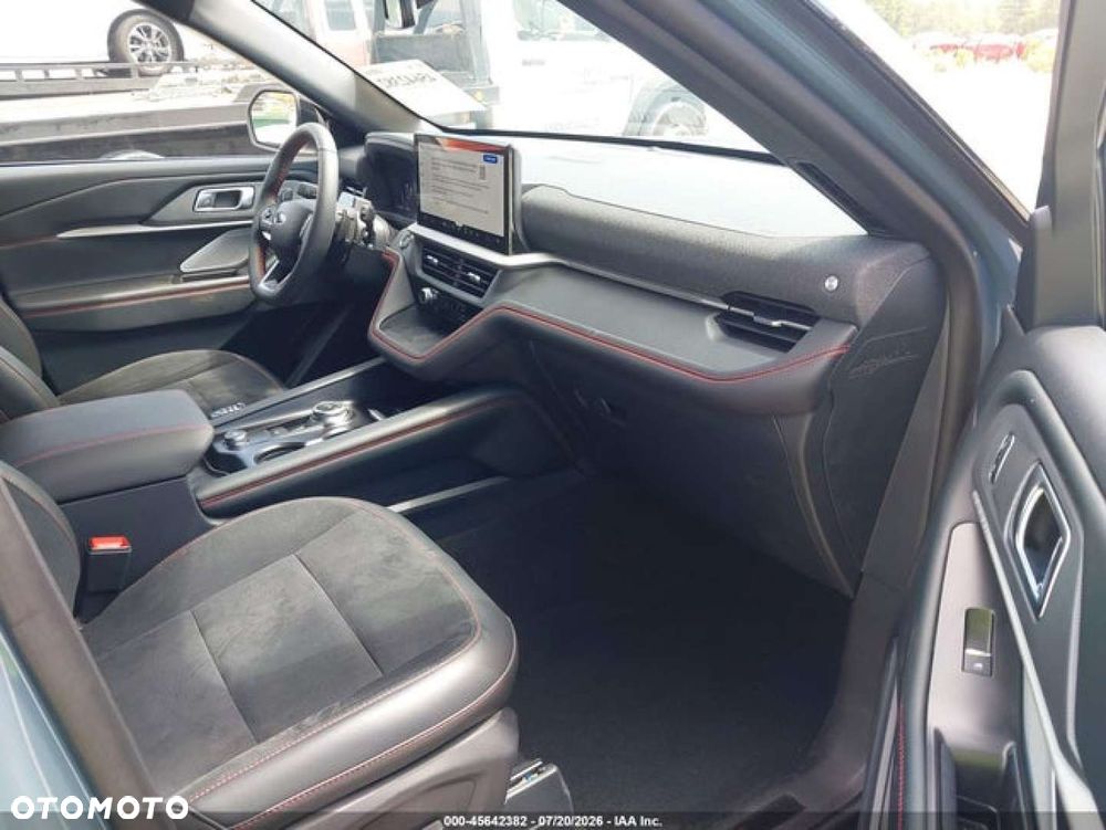 Ford Explorer - 10