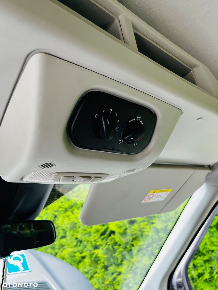 Ford Transit Kombi L2H3 Trend - 15