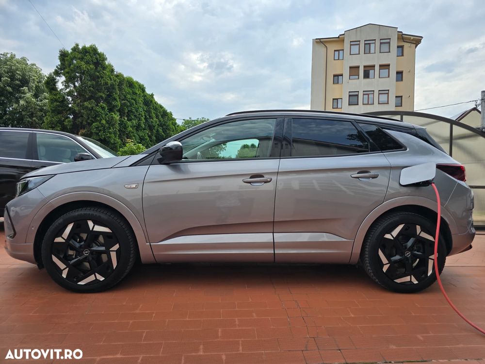Opel Grandland X 1.6 Turbo START/STOP 4X4 Ultimate - 1
