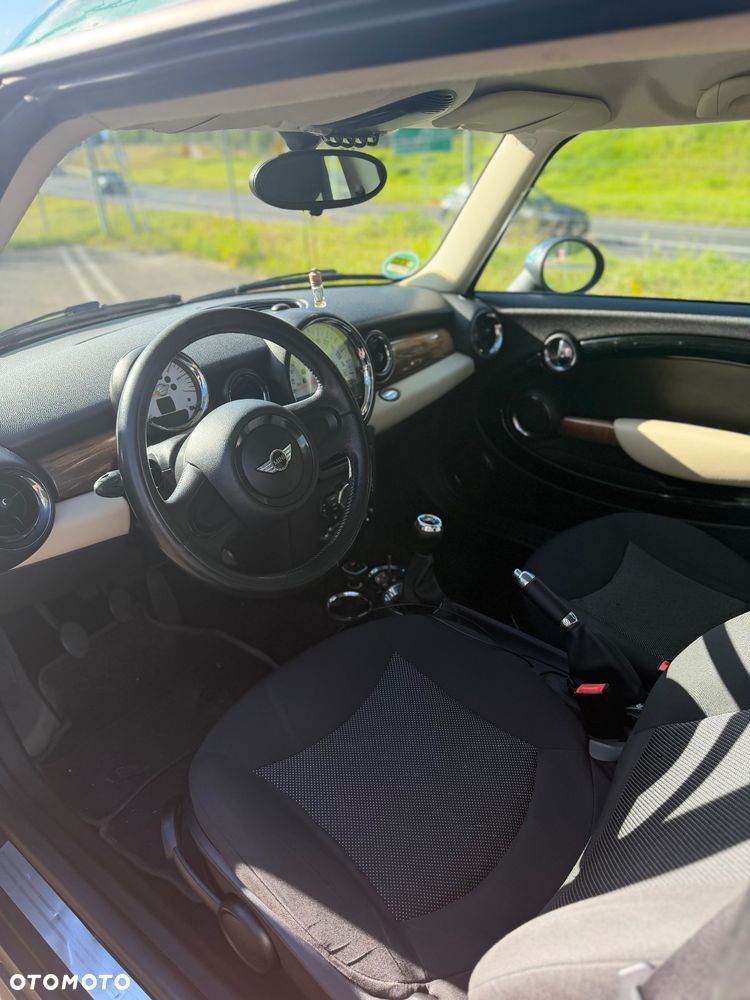 MINI Clubman One D - 8