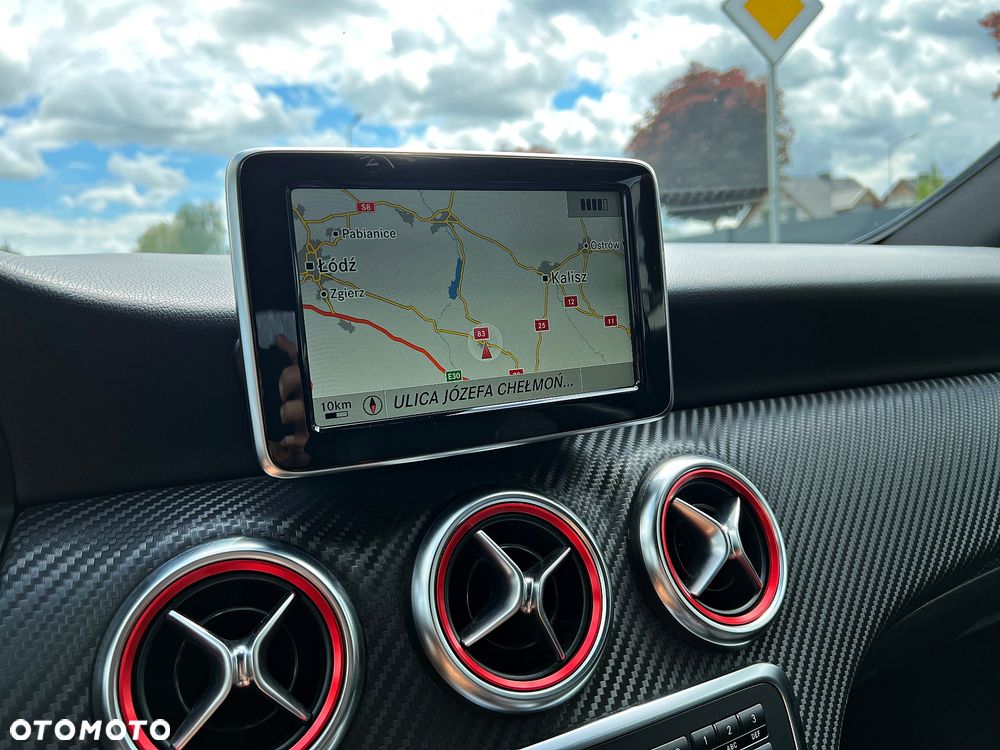 Mercedes-Benz Klasa A 180 d AMG Line - 18