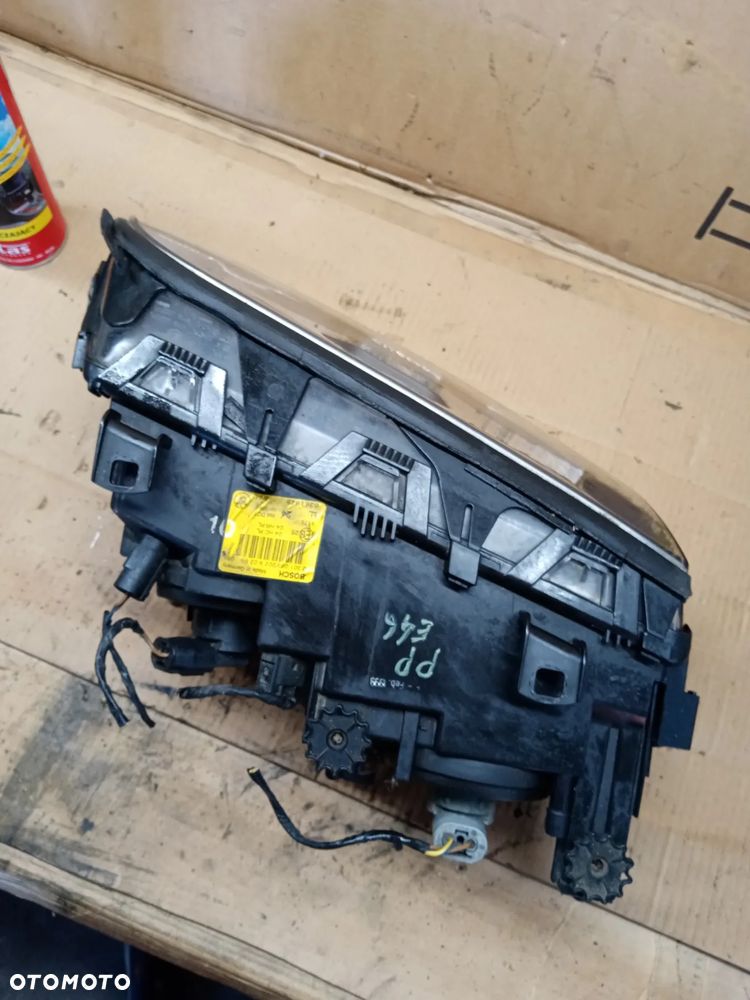 Lampa prawy przód przednia prawa BMW 3 E46 8361948 - 3