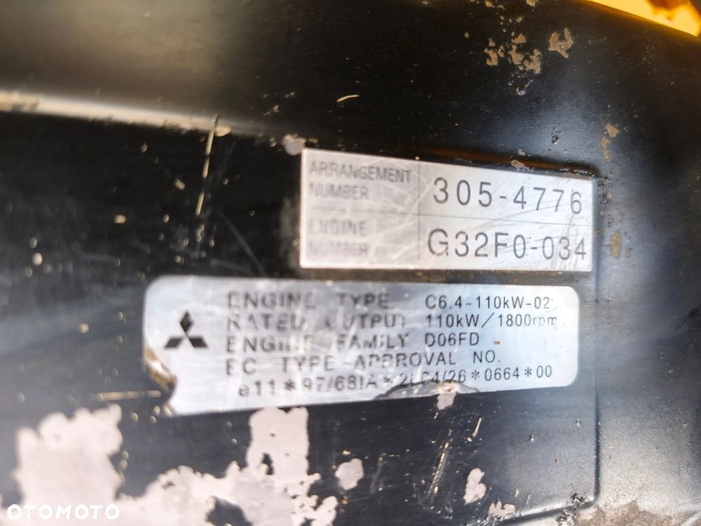 Caterpillar 320DL - 9