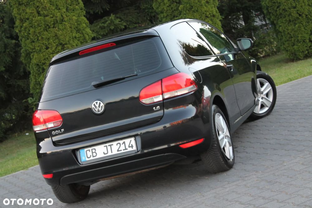 Volkswagen Golf - 17
