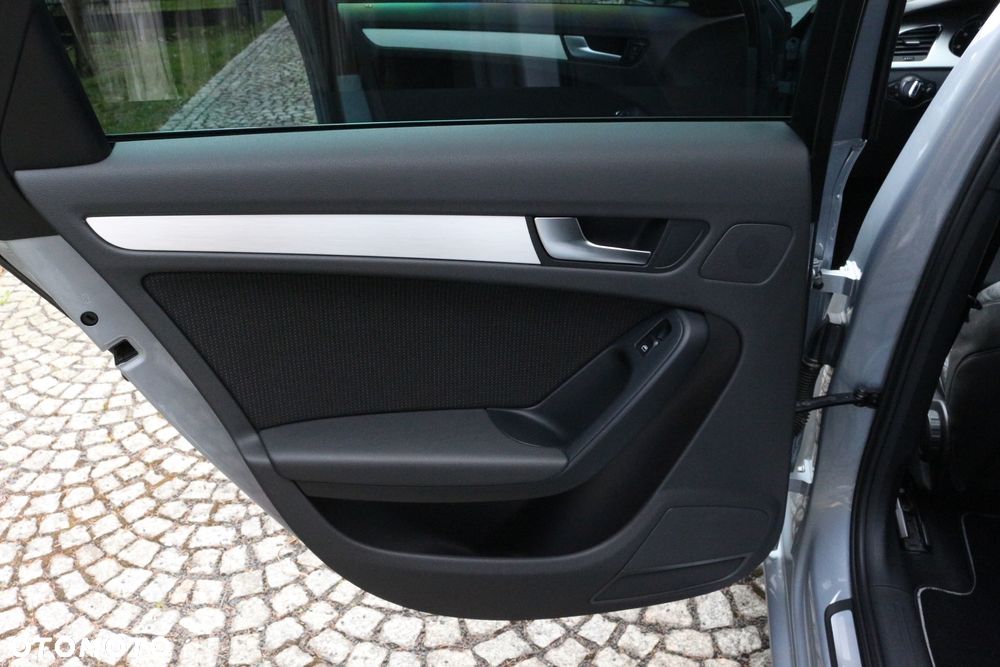 Audi A4 Limousine 2.0 TDI DPF - 18