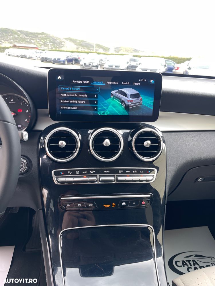 Mercedes-Benz GLC 200 d 4MATIC 9G-TRONIC - 35