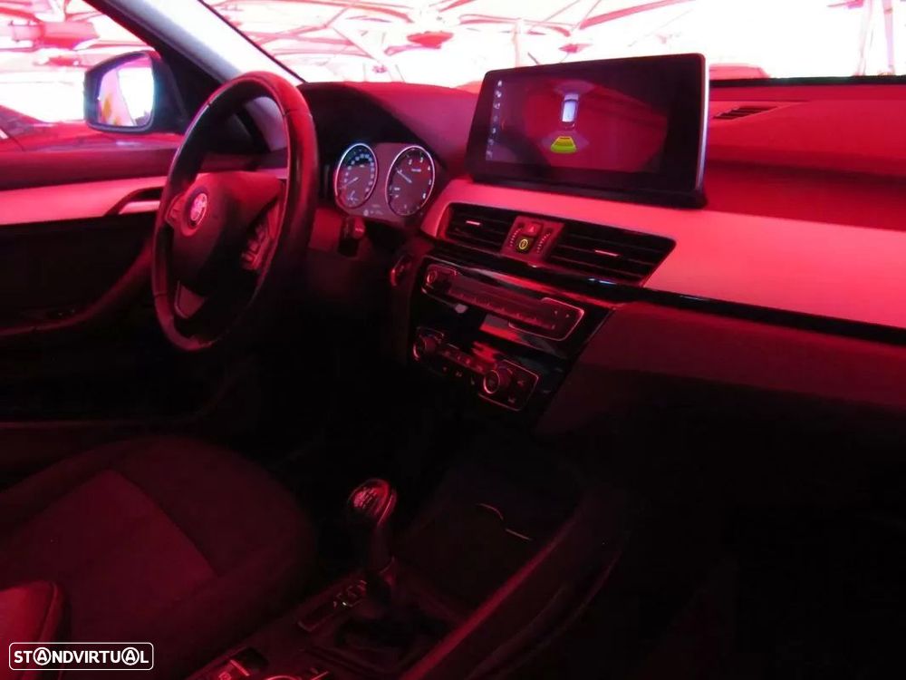 BMW X1 16 d sDrive Line xLine - 10