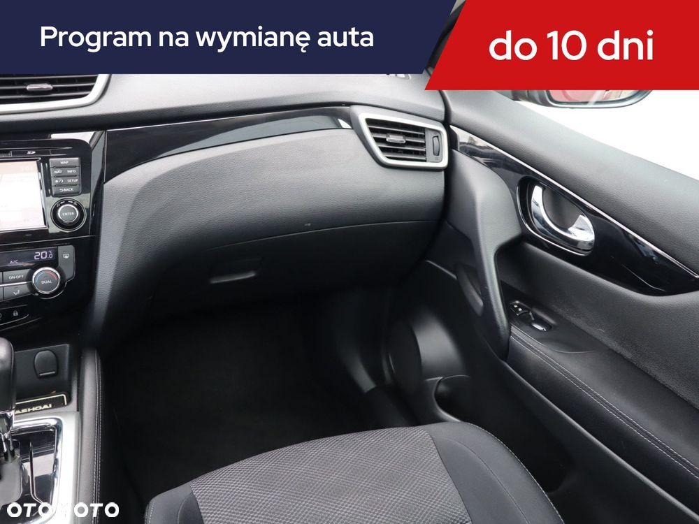 Nissan Qashqai - 10
