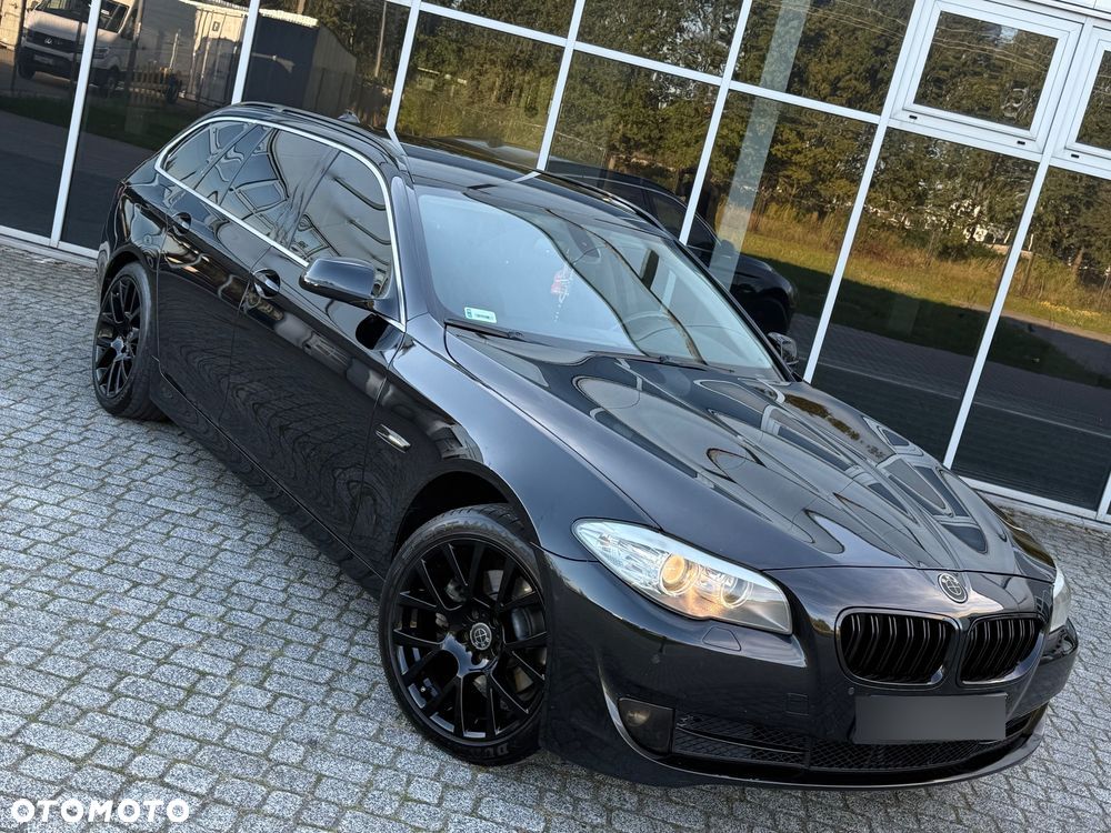 BMW Seria 5 520d Touring - 1