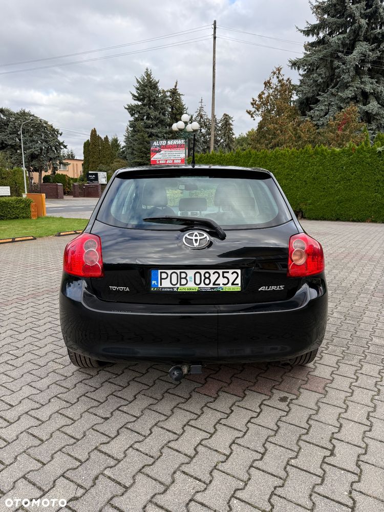 Toyota Auris 1.6 VVT-i Prestige - 11