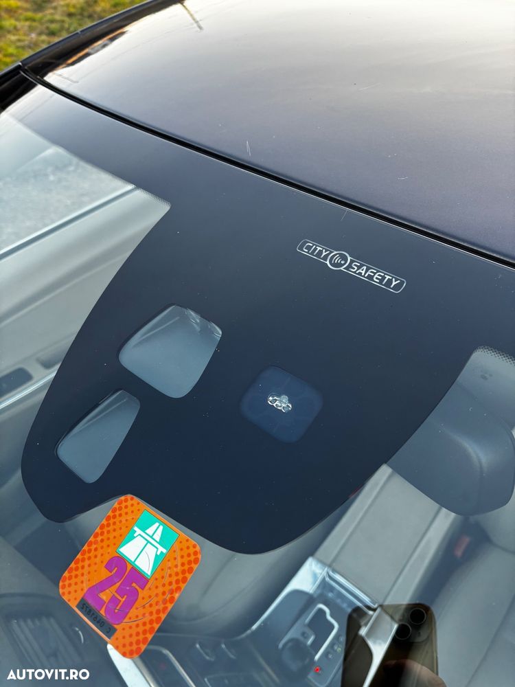 Volvo S60 D3 Geartronic - 9