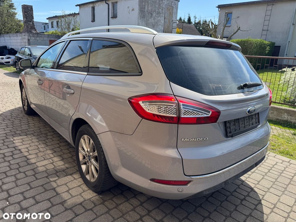 Ford Mondeo 2.0 TDCi Ambiente - 4